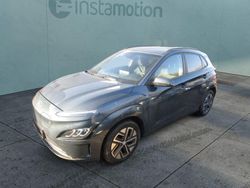 Blau Gebraucht 2022 Hyundai Kona SUV | 21.399 € (Etwas zu teuer)