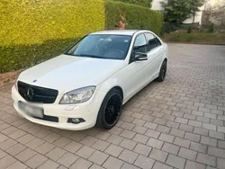 Weiß Gebraucht 2008 Mercedes C220 Limousine | 7.200 € (Fairer Preis)