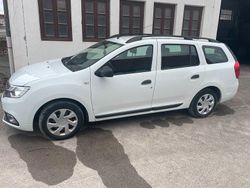 Weiß Gebraucht 2017 Dacia Logan MCV Ambiance Kombi | 3.500 € (Superpreis)
