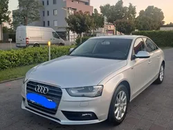 Silber Gebraucht 2014 Audi A4 Attraction Limousine | 12.900 € (Guter Preis)