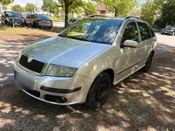 Silber Gebraucht 2006 Skoda Fabia Kombi | 1.000 € (Guter Preis)