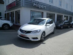 Weiß metallic Gebraucht 2016 Nissan Pulsar Tekna Limousine | 19.260 €