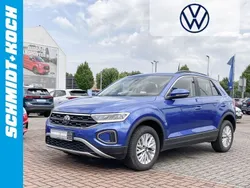 Blau Gebraucht 2024 VW T-Roc Life SUV | 23.950 € (Fairer Preis)
