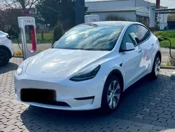 Weiß Gebraucht 2022 Tesla Model Y SUV | 35.000 € (Teuer)