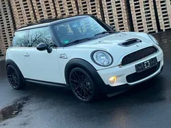 Weiß Gebraucht 2008 Mini Cooper Kleinwagen | 7.990 € (Teuer)