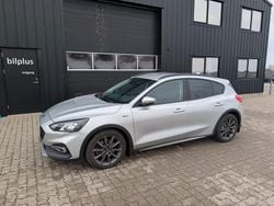 Silber Gebraucht 2019 Ford Focus Active Limousine | 12.000 € (Superpreis)