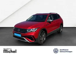 Rot Gebraucht 2024 VW Tiguan Allspace Elegance SUV | 49.830 € (Etwas zu teuer)