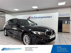 Schwarz Gebraucht 2022 BMW 320 Sport Line Kombi | 26.988 € (Guter Preis)
