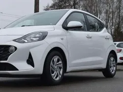 Weiß Gebraucht 2021 Hyundai i10 Kleinwagen | 11.800 € (Guter Preis)