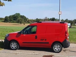 Rot Gebraucht 2020 Fiat Doblò Van / Kleinbus | 13.900 € (Teuer)