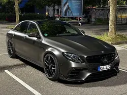 Schwarz Gebraucht 2017 Mercedes E63S AMG AMG Limousine | 85.499 €