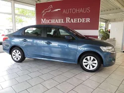 Lackierung blau kyanos/metalli Gebraucht 2017 Citroën C-Elysee I SELECTION Limousine | 8.800 € (Etwas zu teuer)