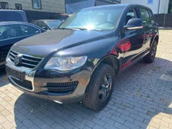 Grau Gebraucht 2009 VW Touareg R SUV | 3.999 € (Guter Preis)