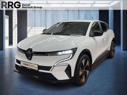 Weiß Gebraucht 2022 Renault Mégane Evolution Limousine | 23.911 € (Fairer Preis)