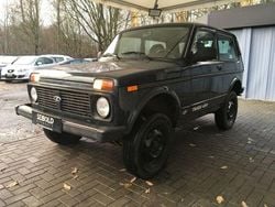 Grün Gebraucht 2016 Lada niva SUV | 2.980 €
