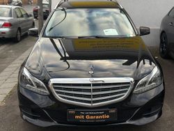 Schwarz Gebraucht 2013 Mercedes E200 Limousine | 13.890 € (Fairer Preis)