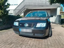 Schwarz Gebraucht 2001 VW Bora Highline Limousine | 1.500 € (Fairer Preis)