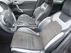 Grau Gebraucht 2017 DS Automobiles DS4 Crossback SUV | 18.495 €