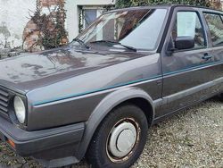Grau Gebraucht 1990 VW Golf II Limousine | 3.990 €