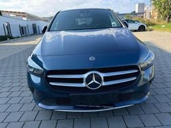 Blau Gebraucht 2019 Mercedes B180 Van / Kleinbus | 14.000 € (Guter Preis)