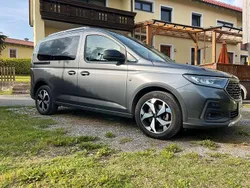 Grau Gebraucht 2023 Ford Tourneo Connect Active Van / Kleinbus | 29.999 € (Fairer Preis)