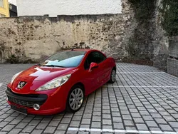 Rot Gebraucht 2008 Peugeot 207 CC Filou Cabrio | 4.300 € (Etwas zu teuer)