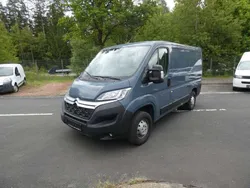Grau Gebraucht 2021 Citroën Jumper Start Van / Kleinbus | 17.850 € (Fairer Preis)
