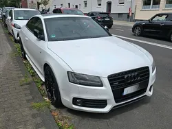 Weiß Gebraucht 2011 Audi A5 S-Line Coupé | 12.000 € (Fairer Preis)