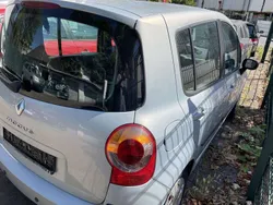 Silber Gebraucht 2004 Renault Modus Dynamique Van / Kleinbus | 2.800 € (Etwas zu teuer)