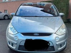 Silber Gebraucht 2008 Ford S-MAX S Van / Kleinbus | 4.999 €