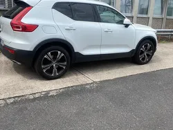 Weiß Gebraucht 2018 Volvo XC40 SUV | 24.500 € (Fairer Preis)