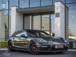 Grau Gebraucht 2018 Porsche Panamera Turbo Sport Turismo Limousine | 67.950 €