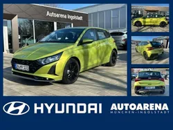 Lucid lime / met Gebraucht 2025 Hyundai i20 Trend Limousine | 19.975 € (Fairer Preis)