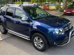 Blau cosmos Gebraucht 2017 Dacia Duster Lauréate SUV | 6.599 € (Fairer Preis)