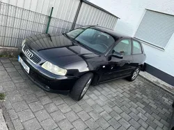Gebraucht 2002 Audi A3 Attraction Limousine | 600 € (Superpreis)