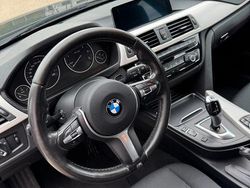 Schwarz Gebraucht 2015 BMW 320 Sport Line Kombi | 10.900 € (Fairer Preis)