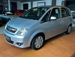 Silber Gebraucht 2008 Opel Meriva Edition Van / Kleinbus | 5.390 € (Teuer)
