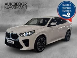 Weiss Gebraucht 2024 BMW X2 Luxury Line SUV | 44.293 € (Superpreis)