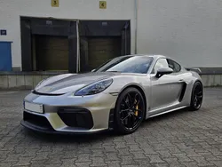 Silber Gebraucht 2021 Porsche Cayman GT4 Coupé | 119.900 €