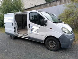 Weiß Gebraucht 2006 Opel Vivaro Van | 1.100 €