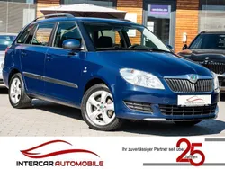 Pacificblau Gebraucht 2010 Skoda Fabia Style Limousine | 4.890 € (Fairer Preis)