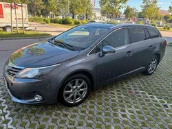 Grau Gebraucht 2013 Toyota Avensis Executive Kombi | 5.999 € (Fairer Preis)