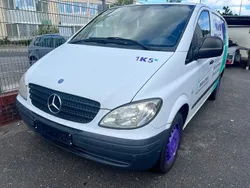 Weiß Gebraucht 2007 Mercedes Vito Van / Kleinbus | 2.999 € (Etwas zu teuer)