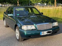 Grün Gebraucht 1997 Mercedes C280 Elegance Limousine | 7.250 € (Guter Preis)