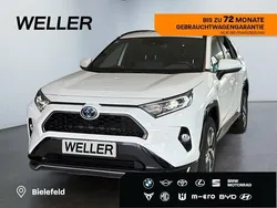 Weiss Gebraucht 2021 Toyota RAV4 Hybrid SUV | 35.480 € (Guter Preis)