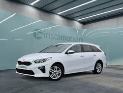 Weiß Gebraucht 2020 Kia Ceed Exclusive Kombi | 19.270 € (Etwas zu teuer)