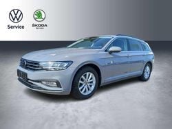 Grau Gebraucht 2023 VW Passat Business Kombi | 25.970 € (Guter Preis)