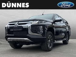 Schwarz (piano schwarz) Gebraucht 2022 Mitsubishi L200 Top Abholung | 32.725 € (Fairer Preis)