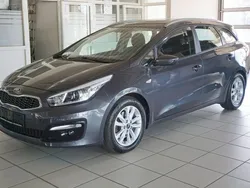 Grau Gebraucht 2017 Kia Ceed Sportswagon Kombi | 8.975 € (Fairer Preis)
