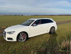 Weiß Gebraucht 2018 Audi S4 Ambiente Kombi | 29.900 € (Fairer Preis)